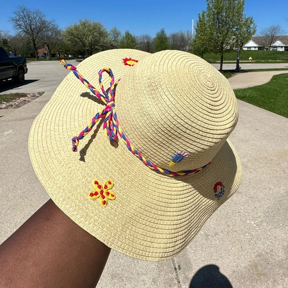 Floppy Brim Hat From Target - Picture 10 of 11